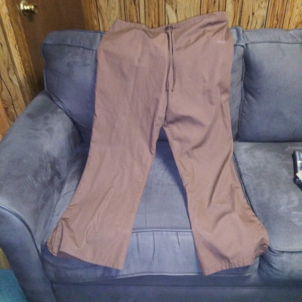 Scrub pants